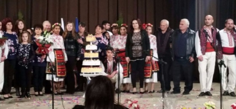 Мила Рангелова подкрепя българските читалища