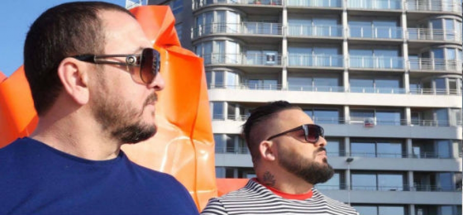 DJ Oskar с личен подарък от колега DJ